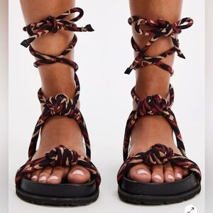 NWOB Free People Resort-Ready Wrap Sandals Berry Combo size 8